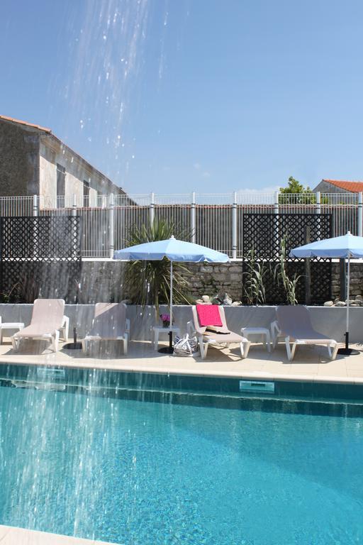 Face Aux Flots Hotel La Cotiniere Bagian luar foto